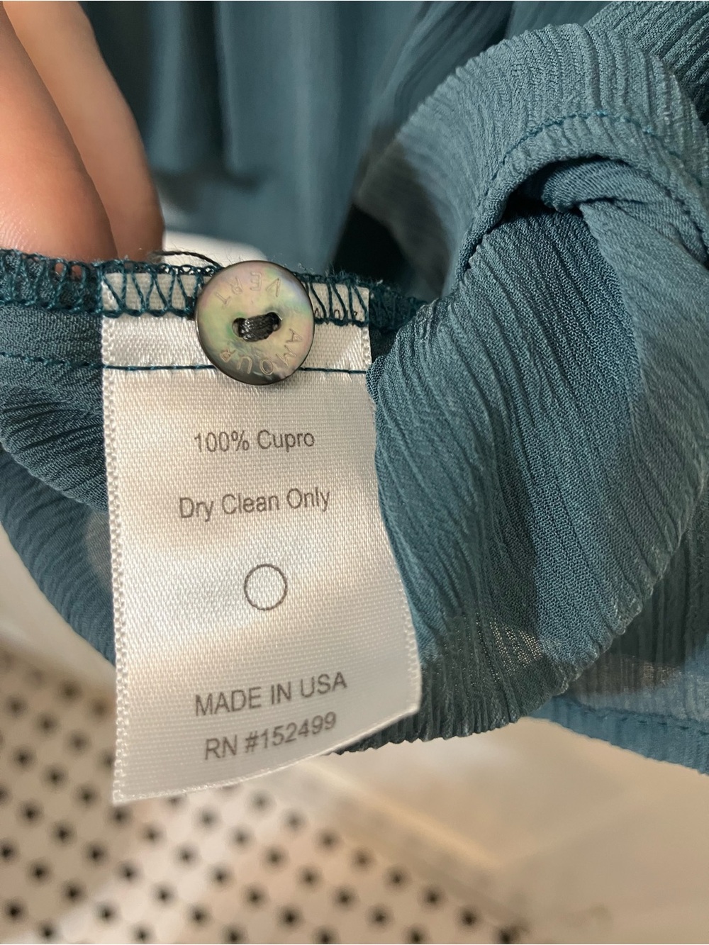 Amour Vert Carrington Blouse, Jade, size small - Picture 4 of 4